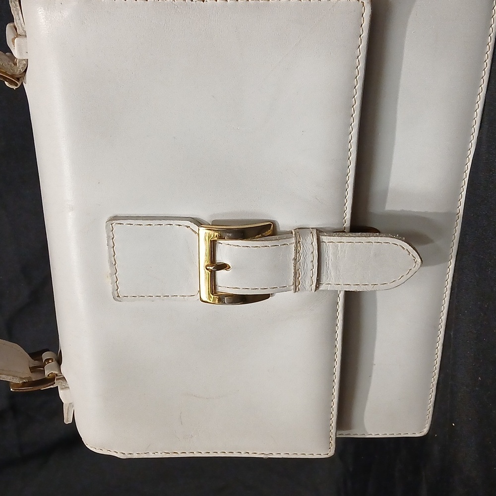 Vintage MADELL Elegant White Handbag - Picture 2 of 9